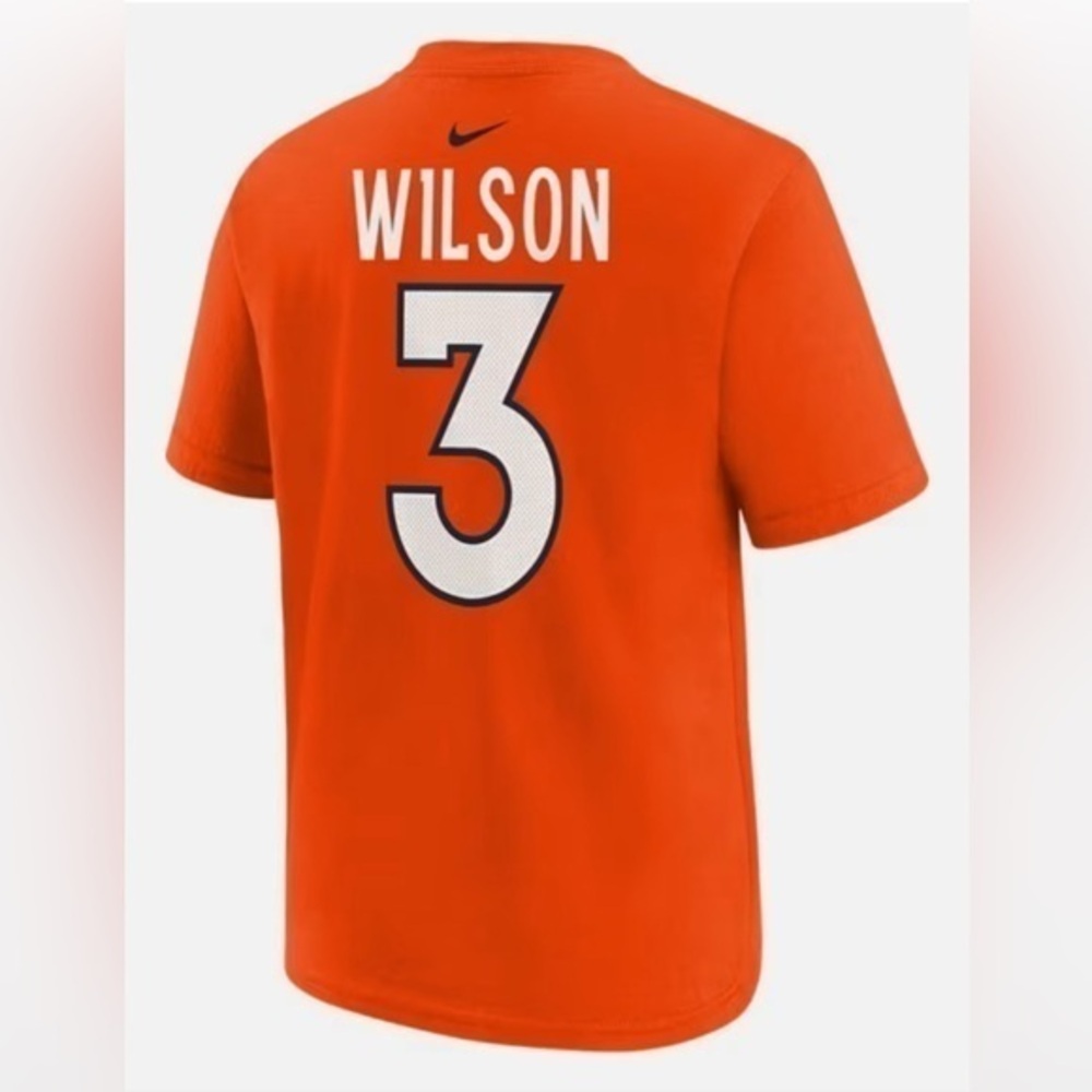 Official NFL Denver Broncos Russle Wilson XXL T shirt NEW!